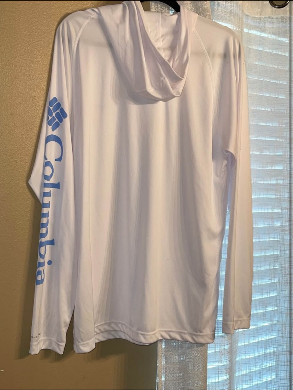 Columbia White Long Sleeve Shirt with Light Blue Sleeve Logo
